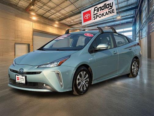 2021 Toyota Prius LE