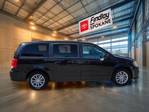 Brilliant Black Crystal Pearlcoat 2016 Dodge Grand Caravan SXT
