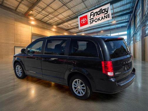 Brilliant Black Crystal Pearlcoat 2016 Dodge Grand Caravan SXT