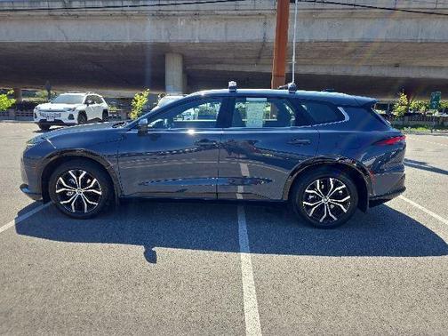 Cloud 2025 Toyota Crown Signia XLE