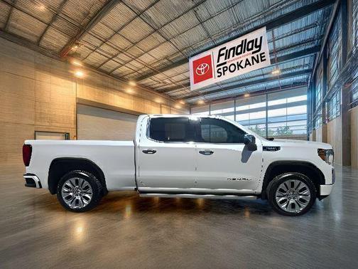 White Frost Tricoat 2022 GMC Sierra 1500 Denali