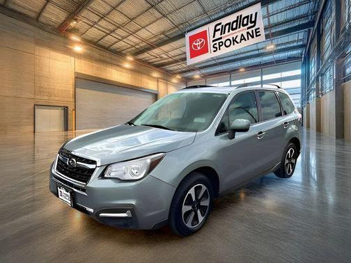 Jasmine Green Metallic 2017 Subaru Forester 2.5i Premium