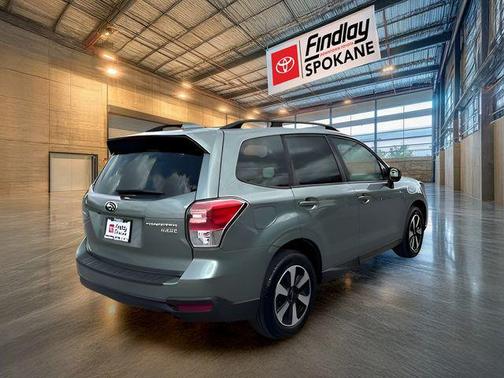 Jasmine Green Metallic 2017 Subaru Forester 2.5i Premium
