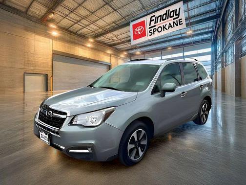 Jasmine Green Metallic 2017 Subaru Forester 2.5i Premium