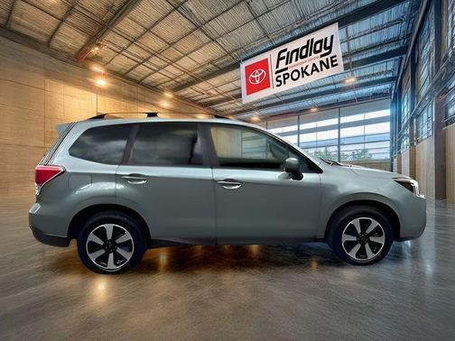 Jasmine Green Metallic 2017 Subaru Forester 2.5i Premium