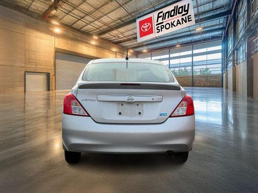 2014 Nissan Versa 1.6 S+