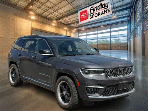 2022 Jeep Grand Cherokee Summit