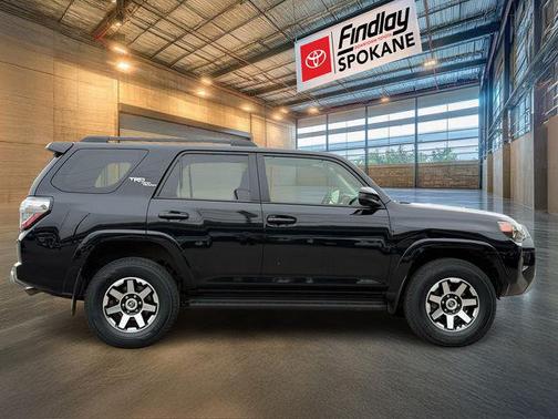 2024 Toyota 4Runner TRD Off Road