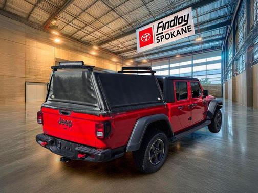 Firecracker Red Clearcoat 2022 Jeep Gladiator Rubicon