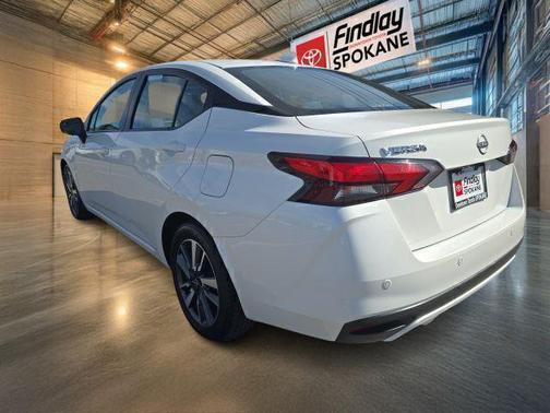 Aspen White Tricoat 2024 Nissan Versa 1.6 SV