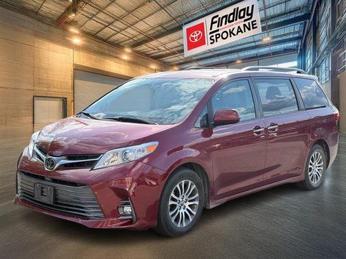 2018 Toyota Sienna SE