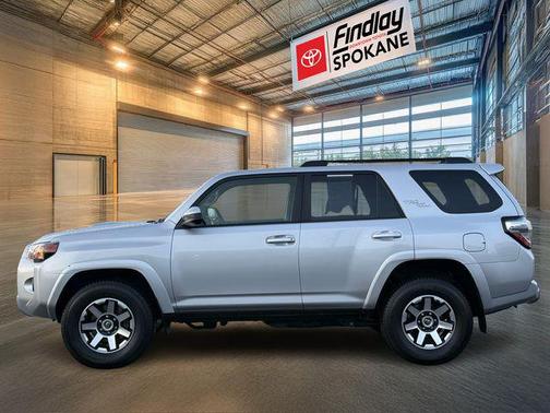 2022 Toyota 4Runner TRD Off Road