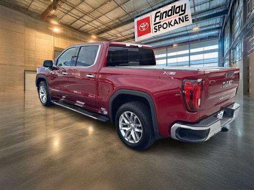 Cayenne Red Tintcoat 2022 GMC Sierra 1500 SLT