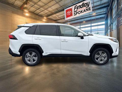 Ice Cap 2025 Toyota RAV4 Hybrid XLE