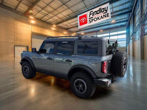Carbonized Gray Metallic 2022 Ford Bronco Badlands
