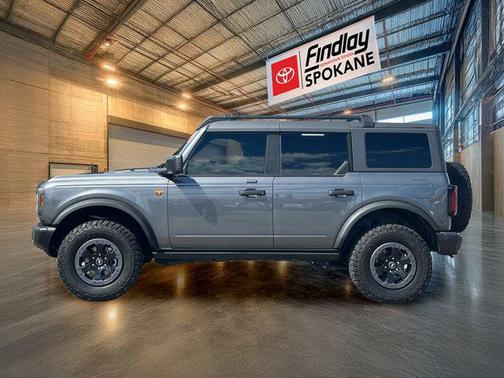 Carbonized Gray Metallic 2022 Ford Bronco Badlands