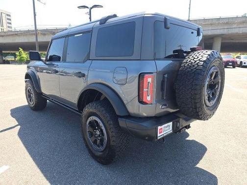 Carbonized Gray Metallic 2022 Ford Bronco Badlands