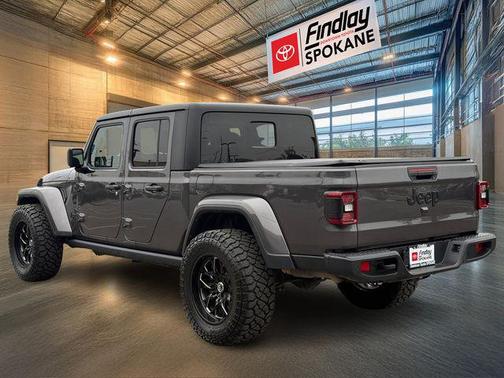 2021 Jeep Gladiator Willys 4x4