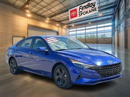 2022 Hyundai ELANTRA SEL