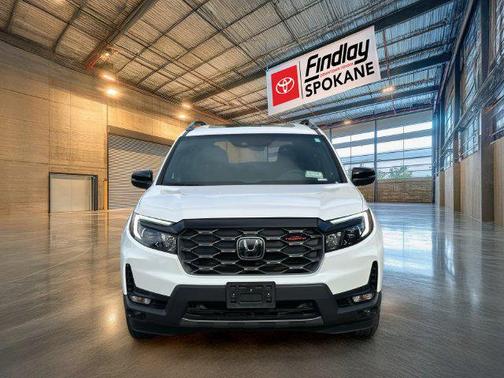 Platinum White Pearl 2024 Honda Passport AWD TrailSport