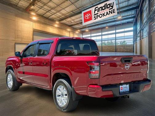 2023 Nissan Frontier SV