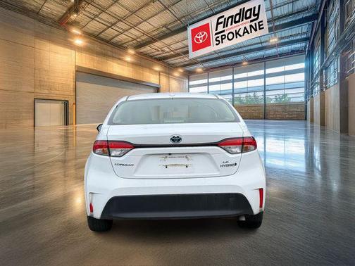 2024 Toyota Corolla Hybrid LE