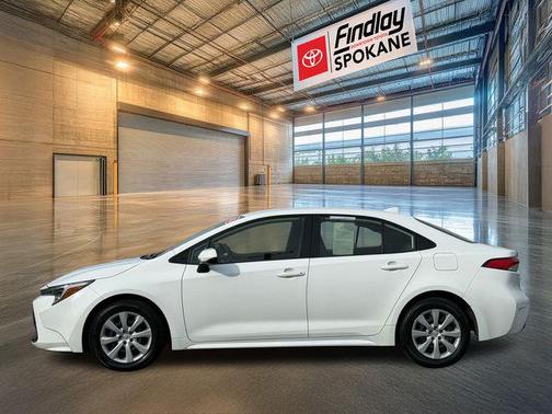 2024 Toyota Corolla Hybrid LE