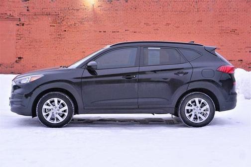 Black Noir Pearl 2019 Hyundai TUCSON SE