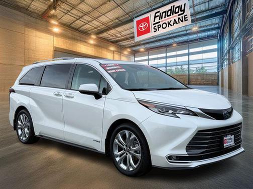 2021 Toyota Sienna Platinum 7 Passenger