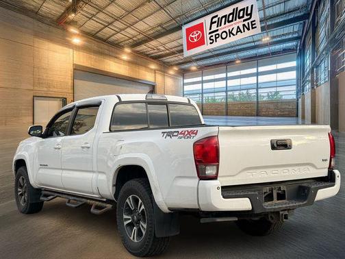 2016 Toyota Tacoma SR5