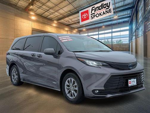 2021 Toyota Sienna XLE 7 Passenger