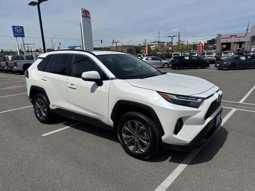 Blizzard Pearl 2022 Toyota RAV4 Hybrid XLE Premium