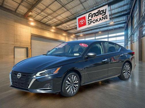 Super Black Clearcoat 2025 Nissan Altima 2.5 SV