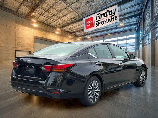 Super Black Clearcoat 2025 Nissan Altima 2.5 SV