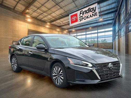 Super Black Clearcoat 2025 Nissan Altima 2.5 SV