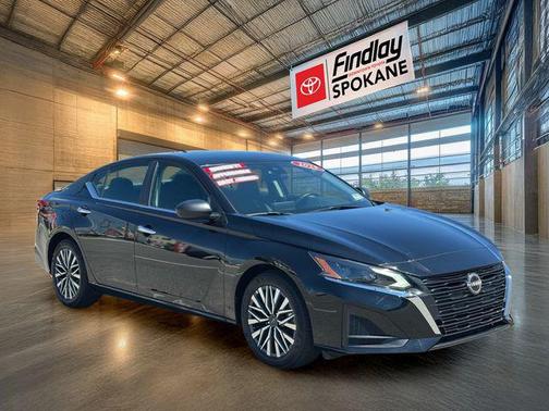 Super Black Clearcoat 2025 Nissan Altima 2.5 SV