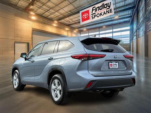 2022 Toyota Highlander Hybrid LE