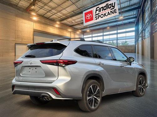 2022 Toyota Highlander XSE