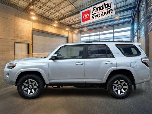 2024 Toyota 4Runner TRD Off Road
