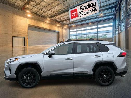 2024 Toyota RAV4 Hybrid SE