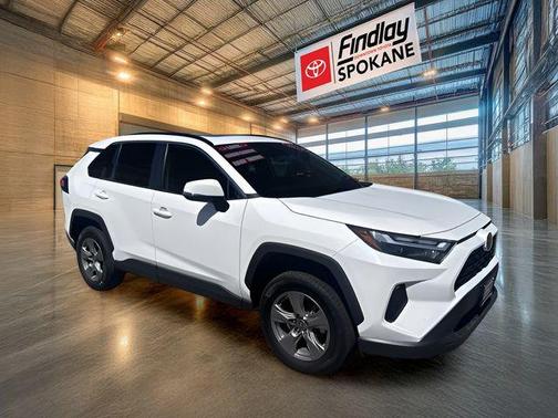 Ice Cap 2024 Toyota RAV4 XLE