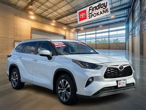 2023 Toyota Highlander XLE
