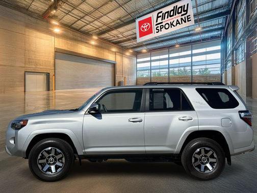 2024 Toyota 4Runner TRD Off Road