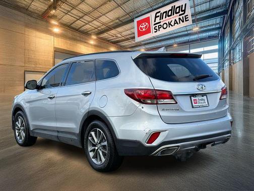 2017 Hyundai SANTA FE SE