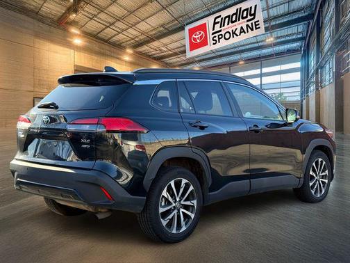 2024 Toyota Corolla Cross XLE