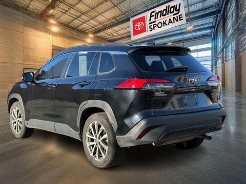 2024 Toyota Corolla Cross XLE