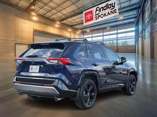 2021 Toyota RAV4 Hybrid SE