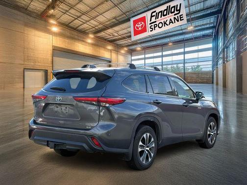 2020 Toyota Highlander Hybrid XLE