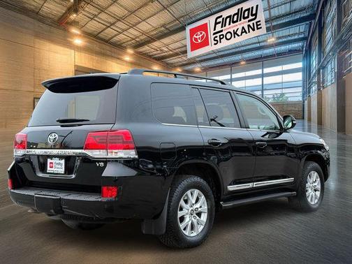 2019 Toyota Land Cruiser Base