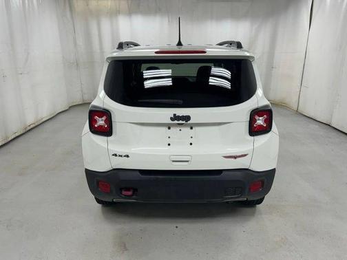 White 2021 Jeep Renegade Trailhawk